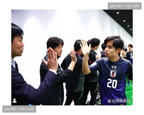 三笘薰久保建英两翼齐飞，森保一押注速度反击战术。